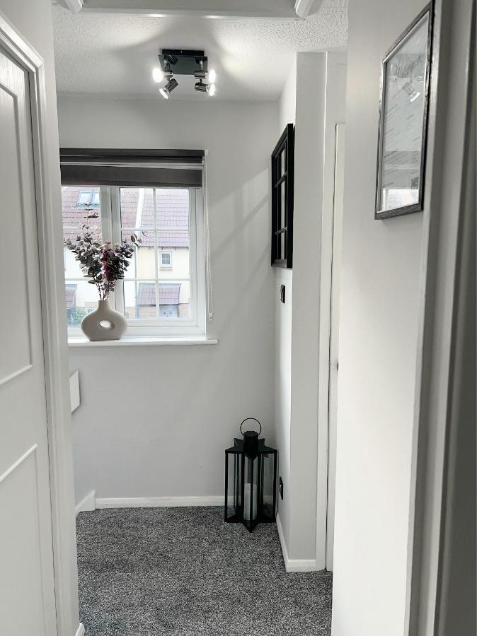 Stunning Apartment In Beckton With Private Entrance London Ngoại thất bức ảnh